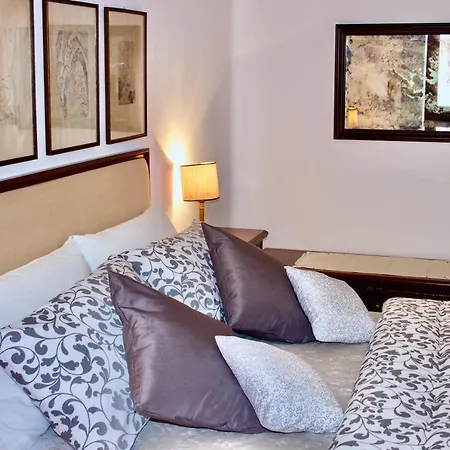 Ca' All'arco شقة *